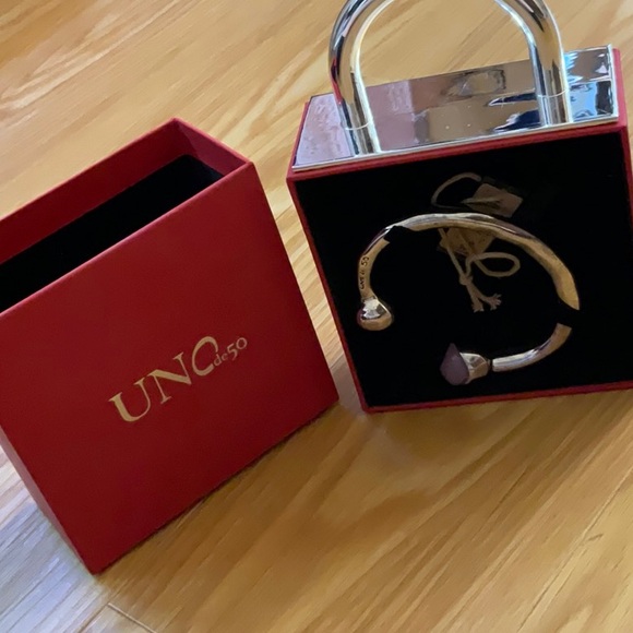 UNO de 50 Shiny Silver Bracelet - Picture 5 of 7